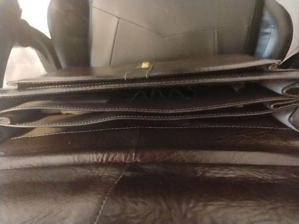 Bolsa Semi nova Le postiche com código  - Foto 4