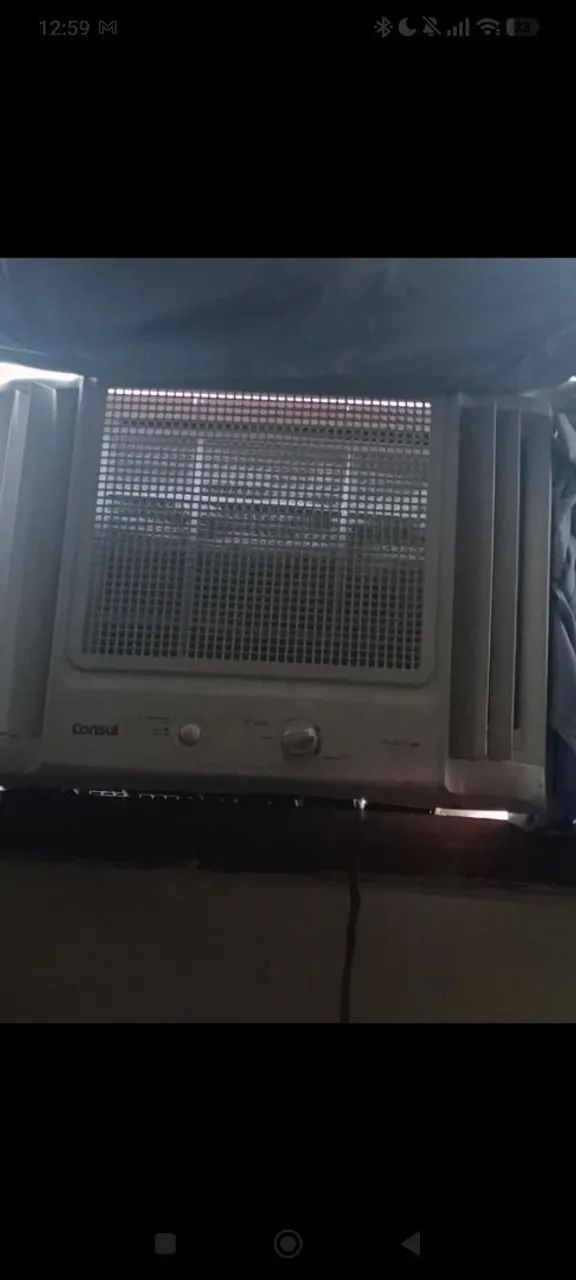 Ar condicionado (Com defeito)