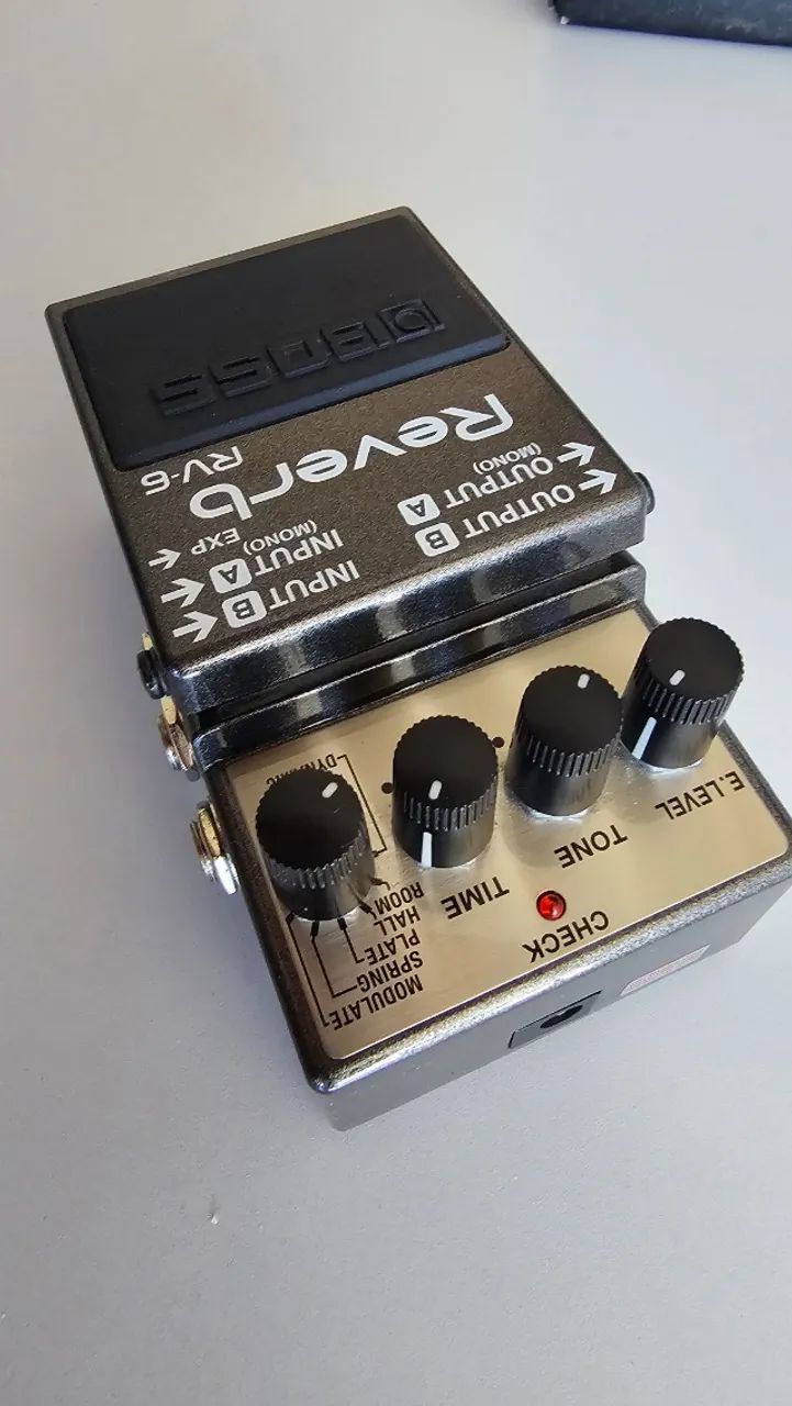 Pedal Boss Reverb Rv-6 Shimmer - Instrumentos musicais - Buritis