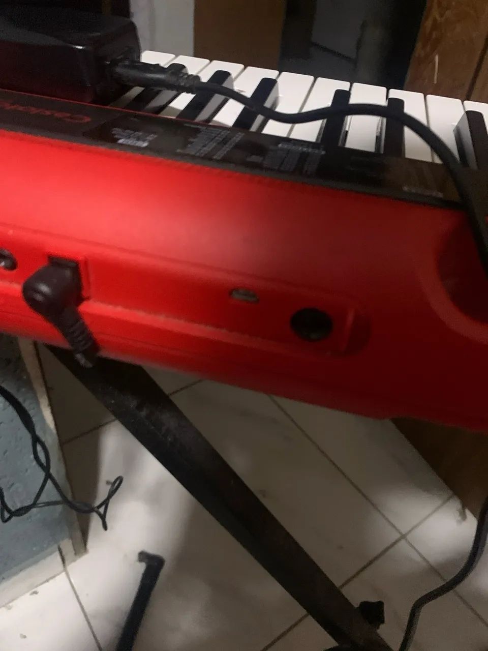 Vendo teclado Casio vermelho cts200. - Foto 4