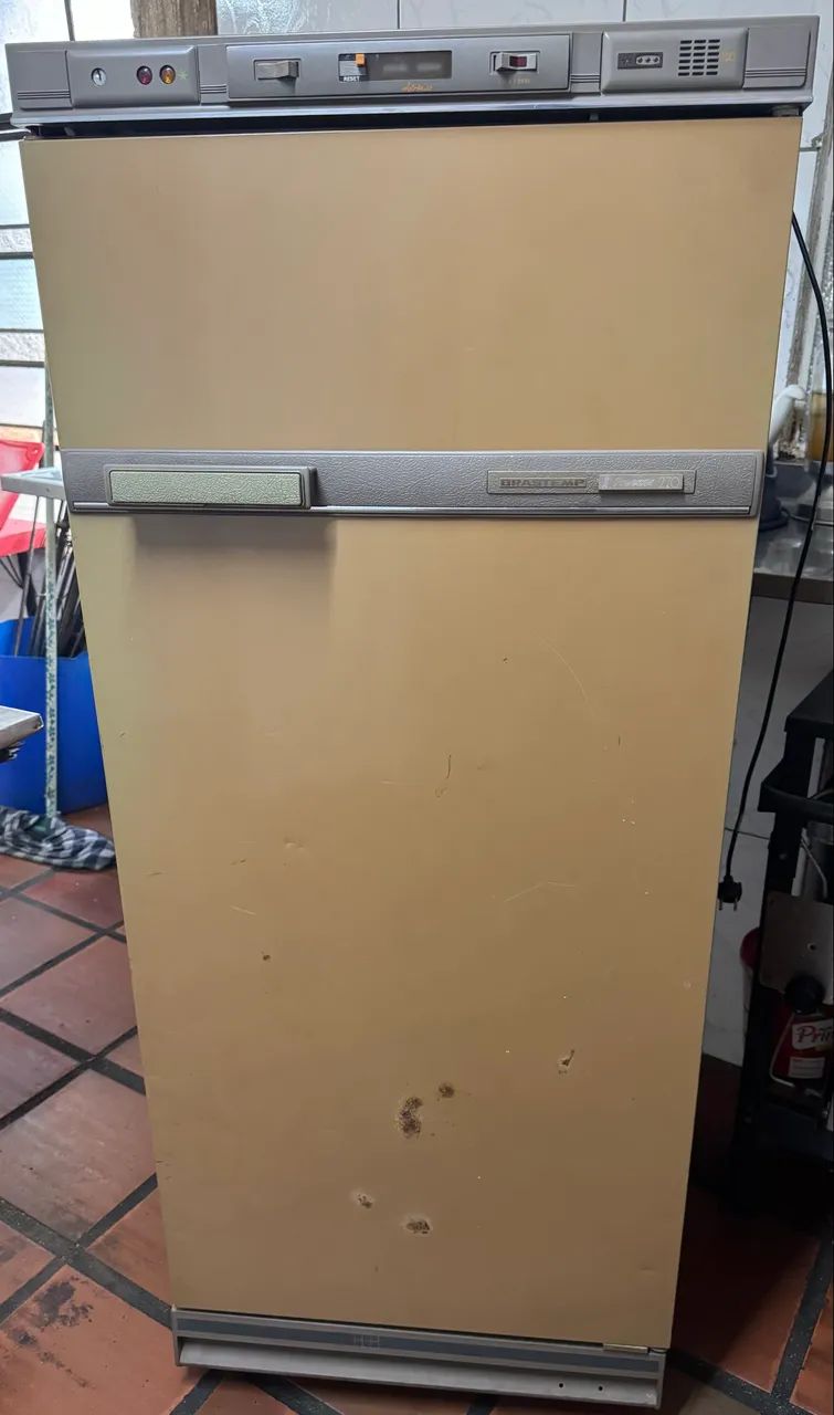 Vendo freezer vertical Brastemp  - Foto 4
