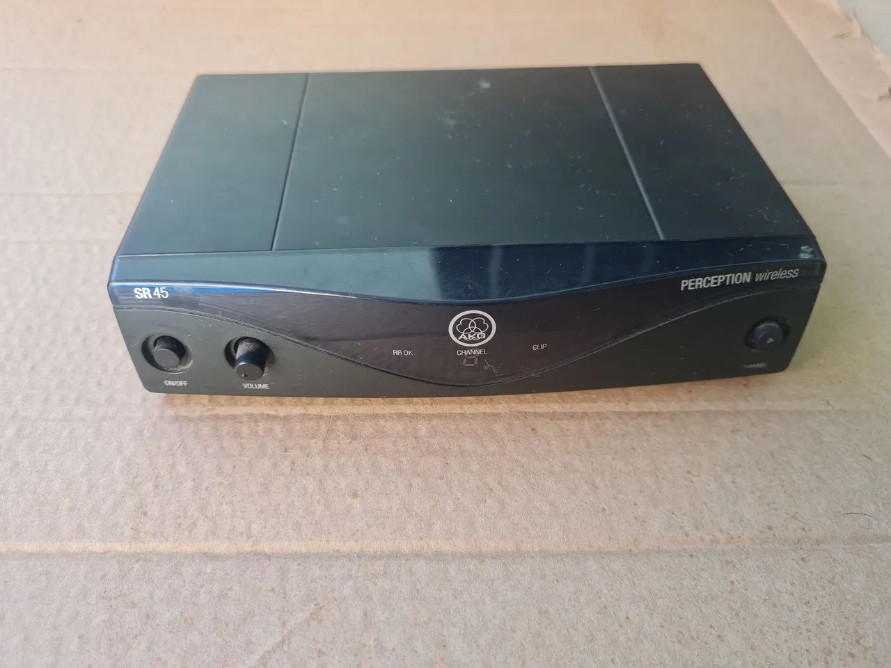 Receptor de microfone AKG SR 45,somente o recetor(sem o microfone)