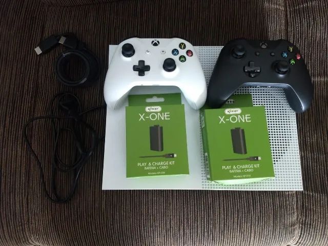 XBOX ONE S 1TB 