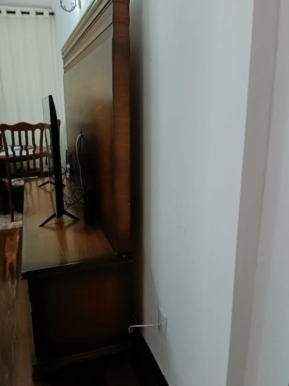 VENDO RACK EM MADEIRA MACIÇA - Foto 3