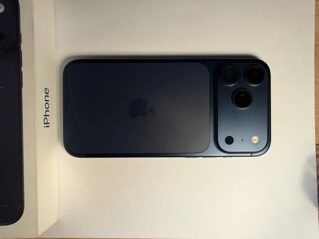 iPhone 17 pro Max 256 - Foto 4