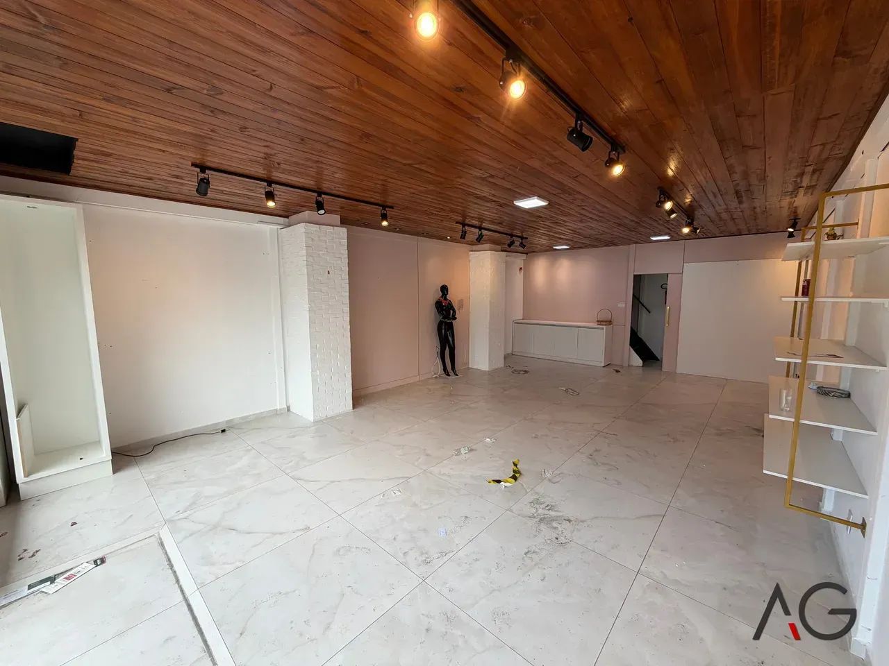 Loja para aluguel com 118 m² em Kobrasol - São José - SC - Foto 4