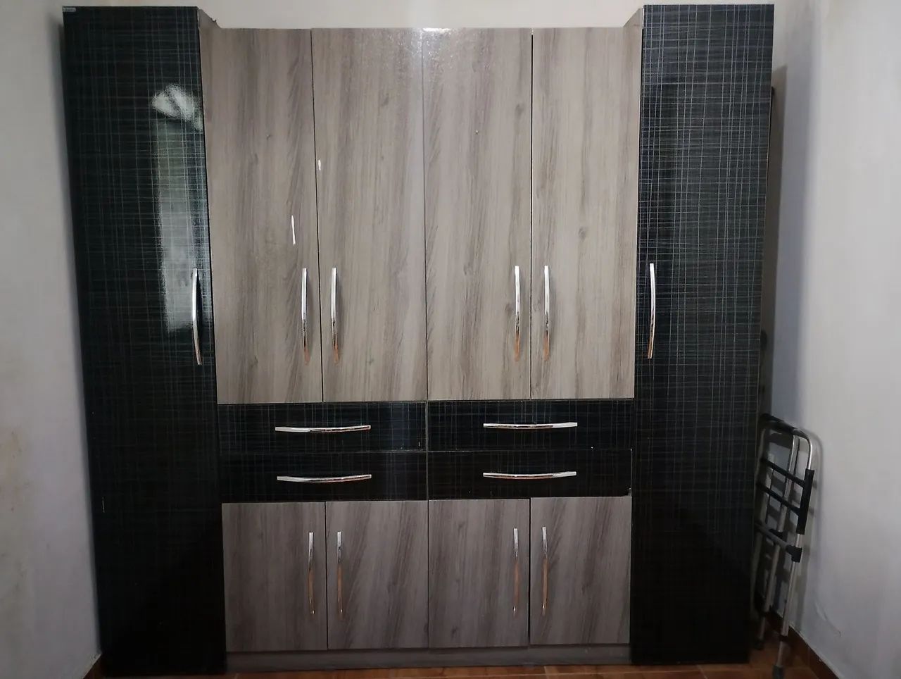 Guarda roupa em perfeito estado  - Foto 2