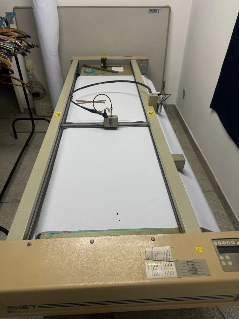 Plotter Gerber + Mesa (com defeito na placa) + Chaves