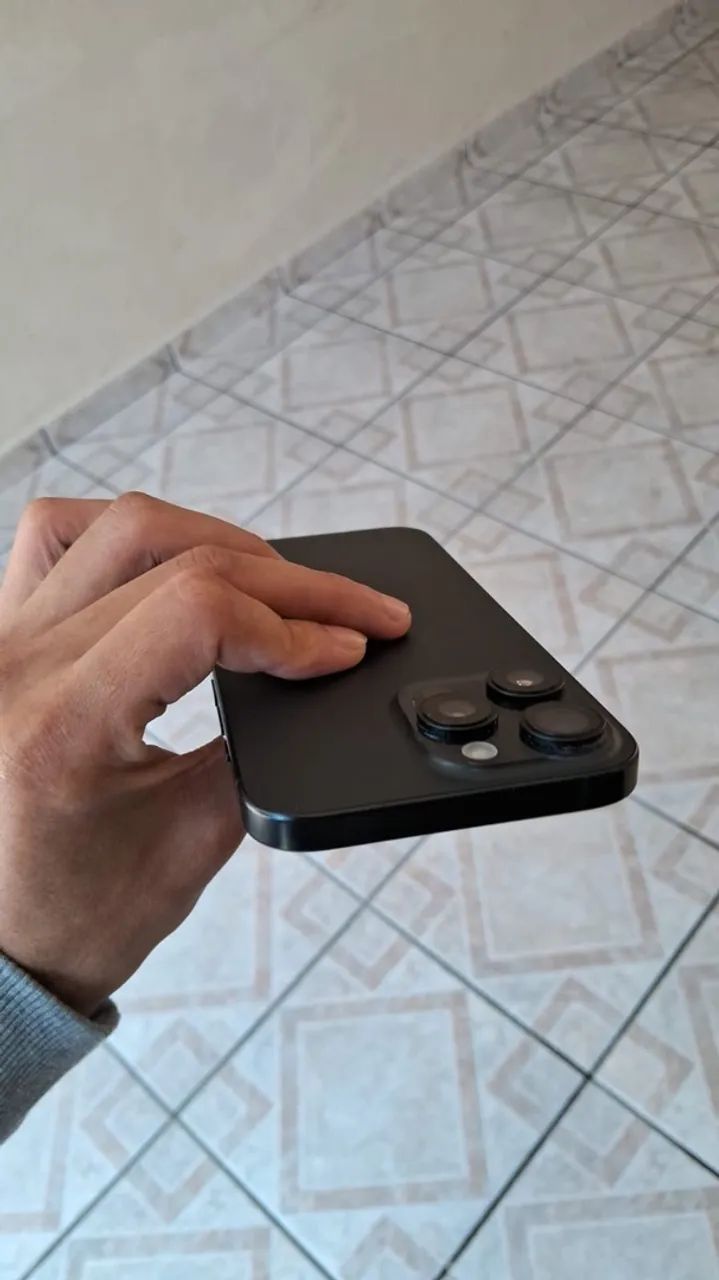 iPhone 16 pro Max - Foto 3
