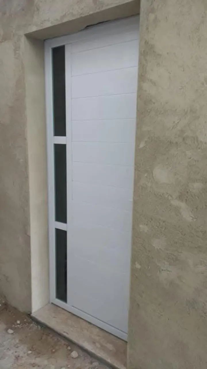 Porta aluminio veneziana ou labri