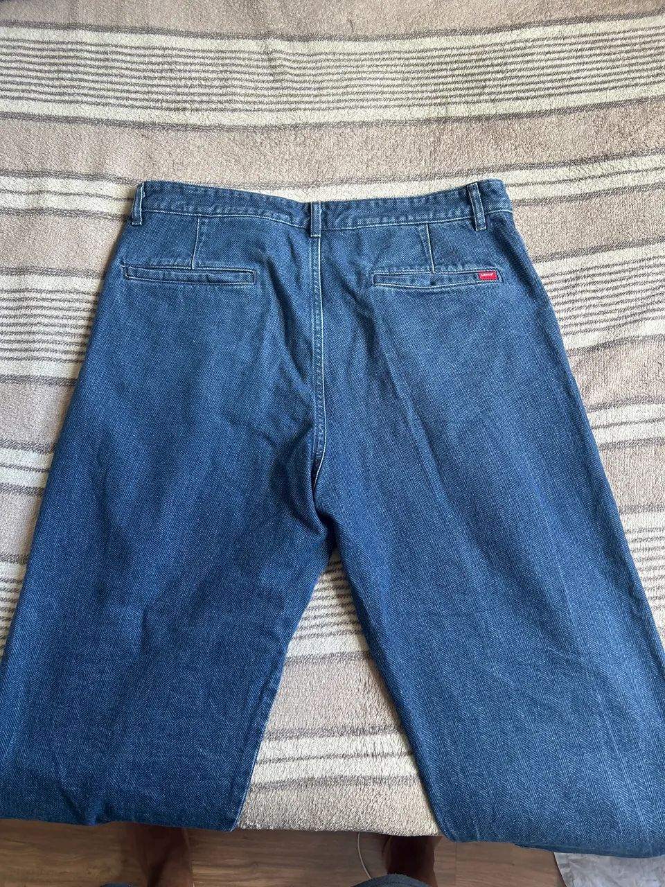 Calça Levis Stay Loose Chino - Foto 3