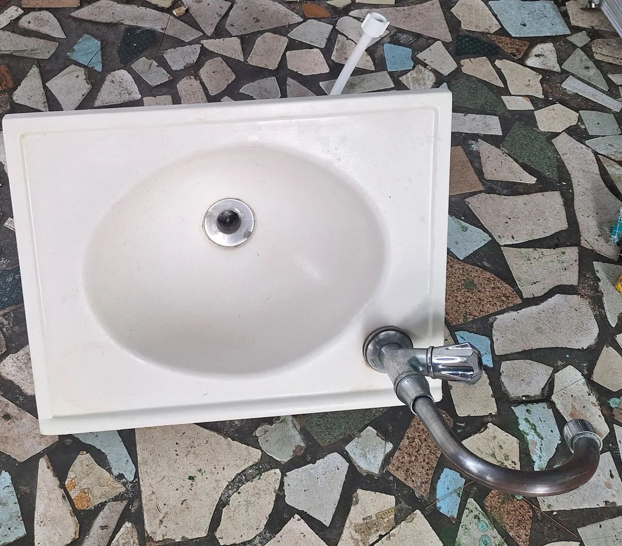 Cuba com torneira 