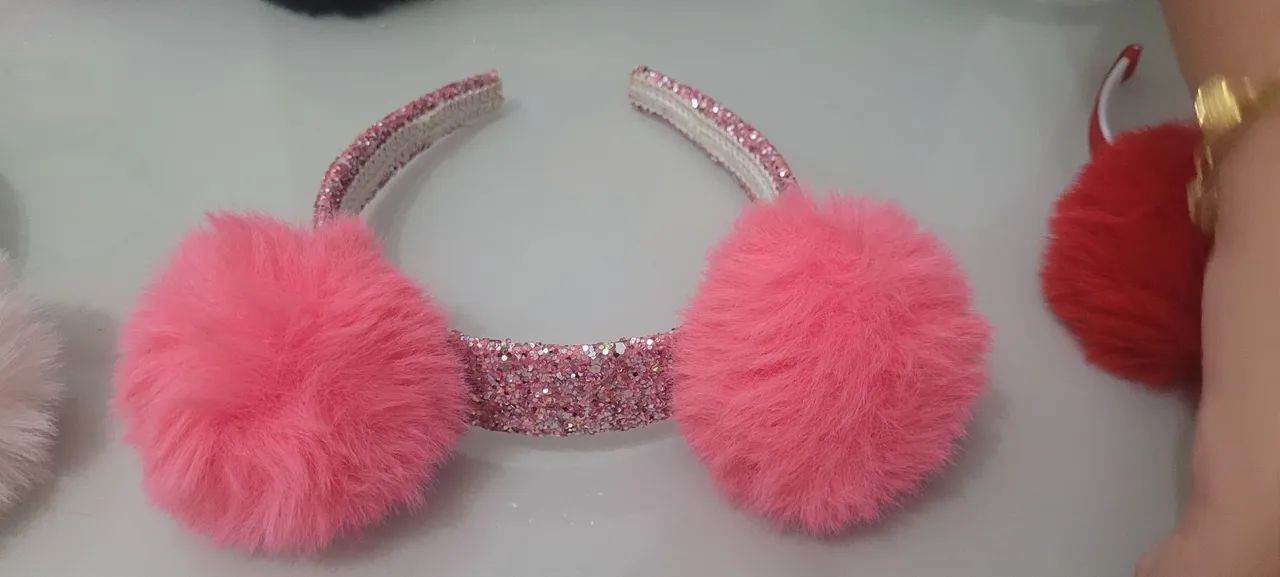 Tiaras e laços  - Foto 2