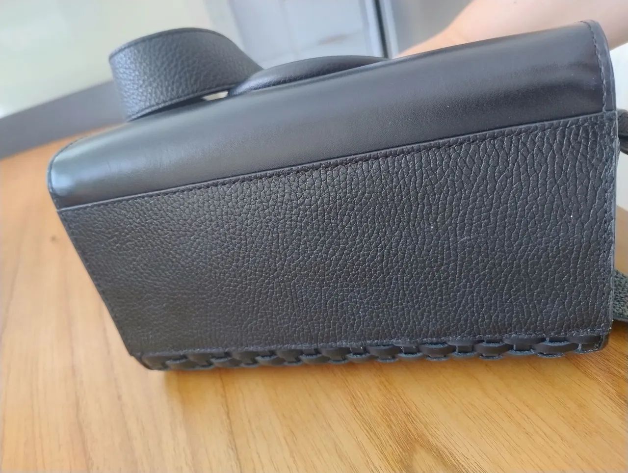 Bolsa de Couro usada, bem conservada  - Foto 5