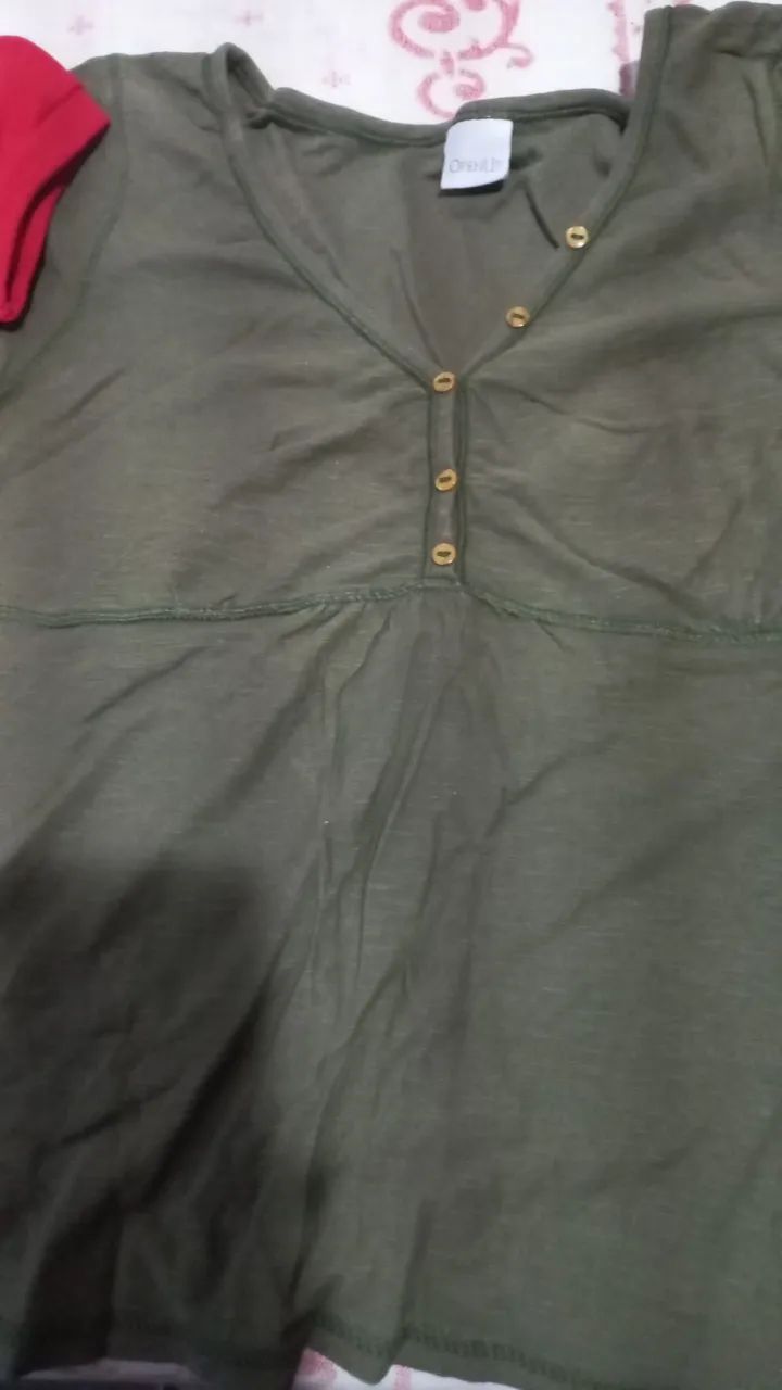 5 blusas veste 40 e 42 - Foto 2