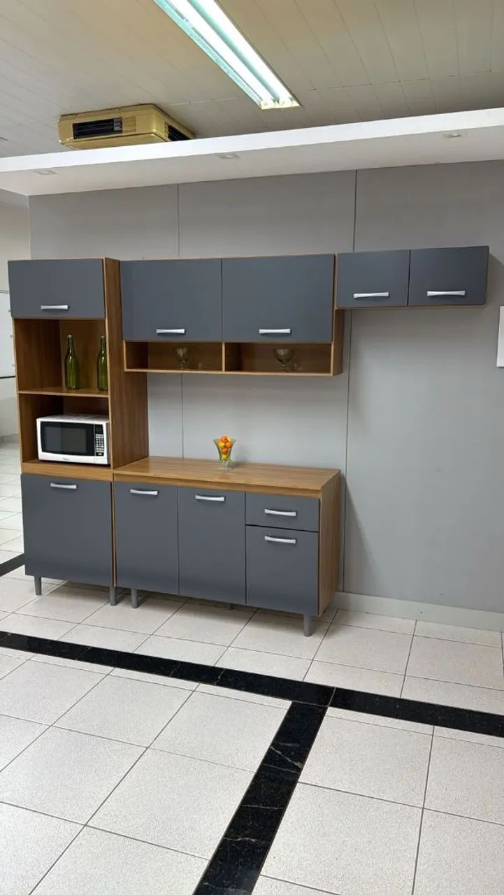 ARMÁRIO DE COZINHA 