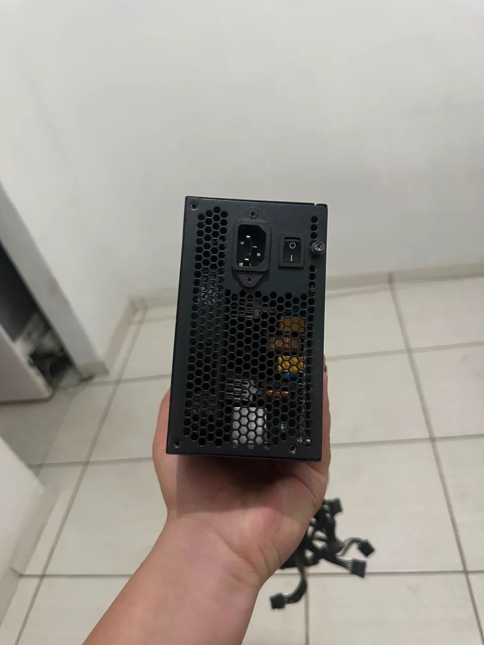 Fonte da Gigabyte 550w - Foto 3