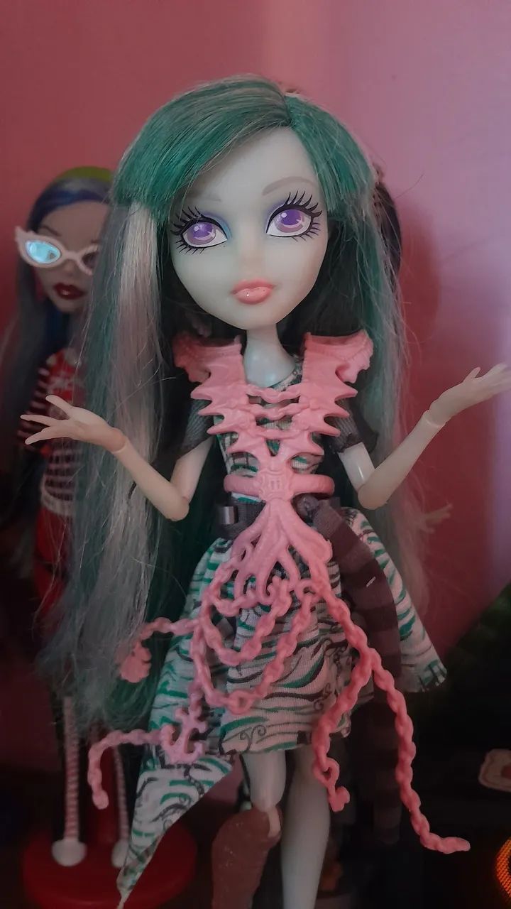 Boneca Monster High Vandala Incompleta