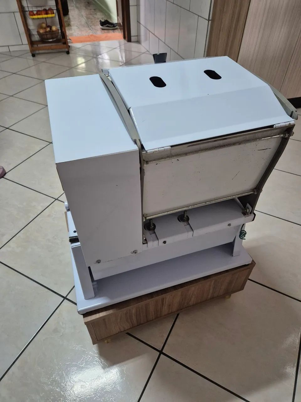 Amassadeira semi-rapida 7kg - Marca Braesi - Foto 5