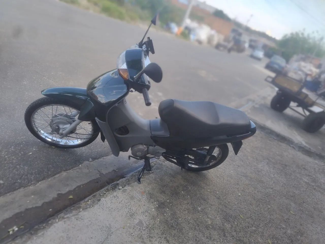 VENDE SE BIZ BEM CONSERVADA  - Foto 2