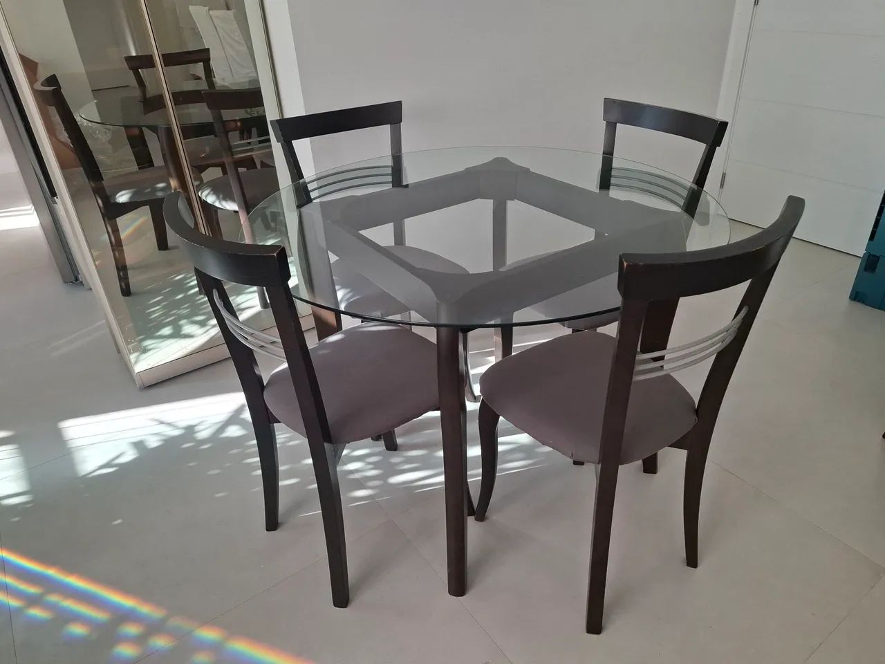 Mesa jantar 4 cadeiras - Usado