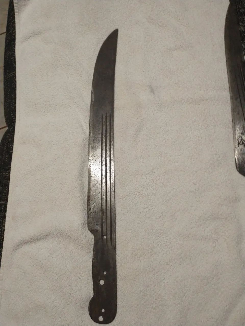FACAO  CORNETA  18.4 POLEGADAS 