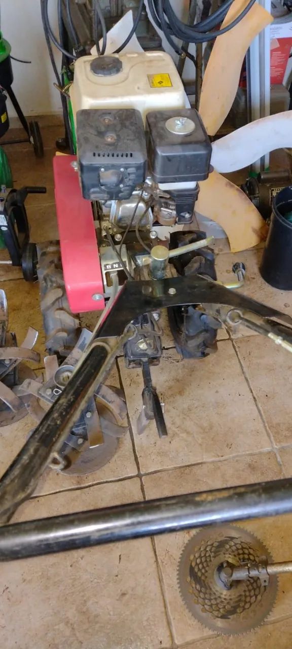 Tratorito Branco 6,5 HP - Foto 2