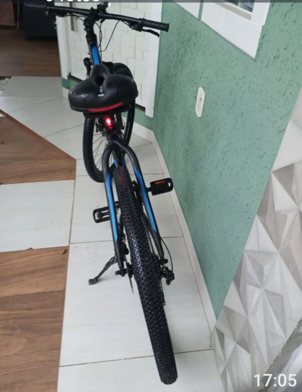 Bicicleta  aro 29, quadro 19 com acessórios  - Foto 2