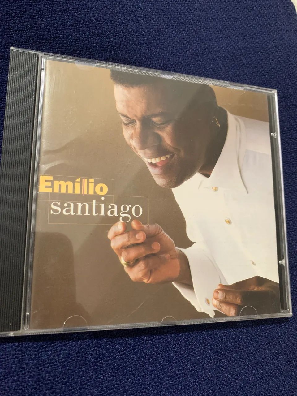 Cd Emílio Santiago