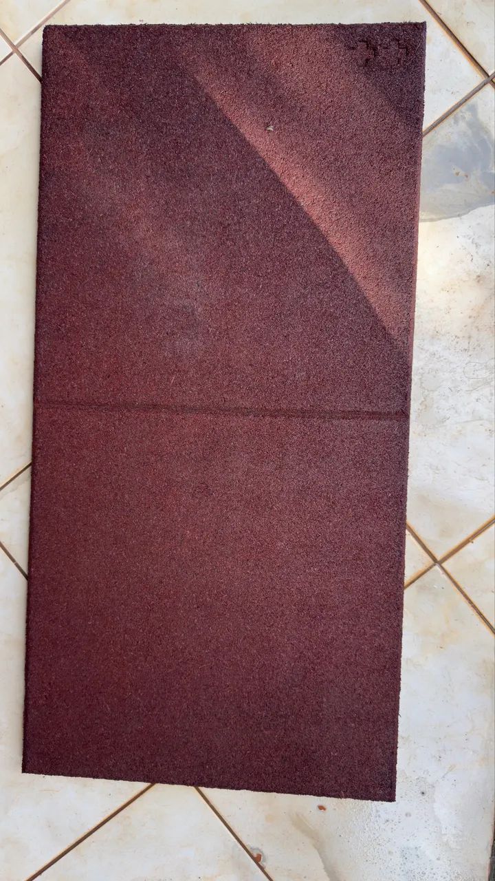 Piso borracha academia 