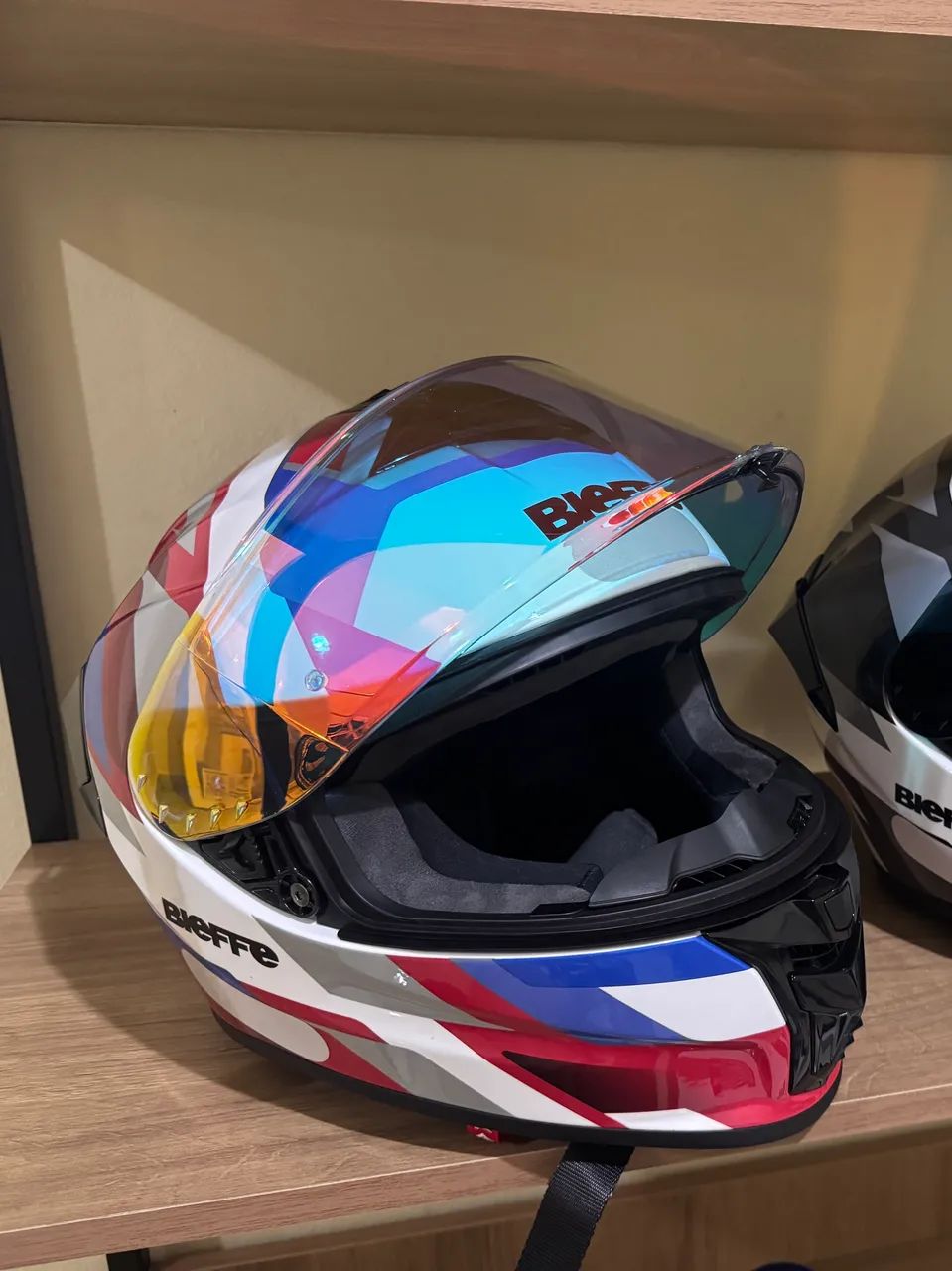 Capacete Bieffe B-reaper + Viseira Fotocromática  - Foto 2
