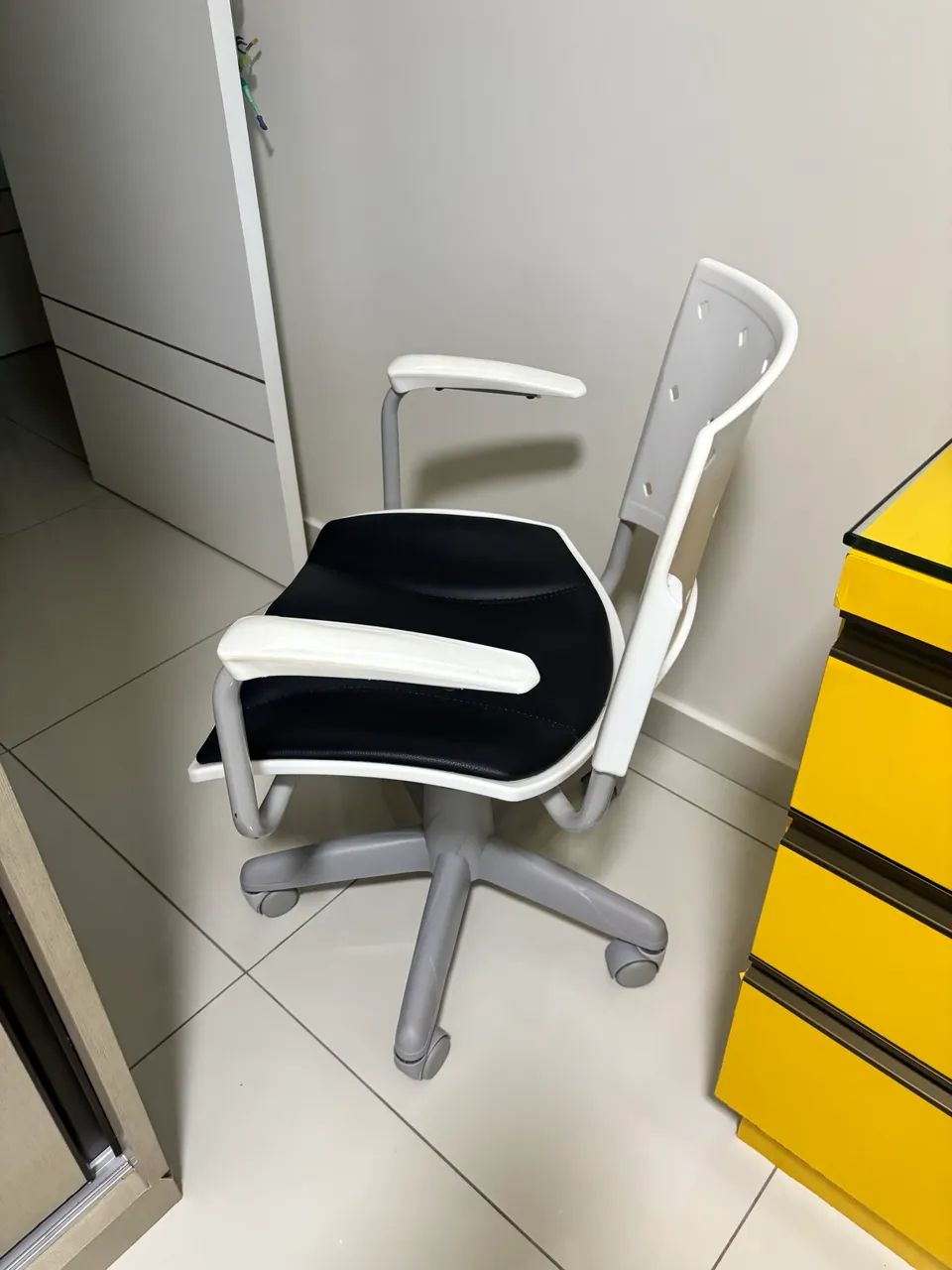 Cadeira Giratória  - Foto 2