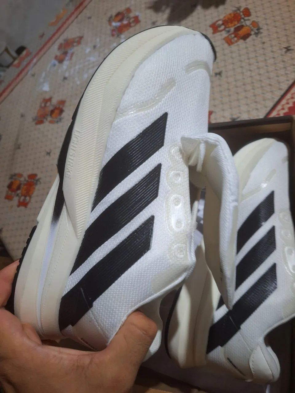 Tênis Adidas  - Foto 4