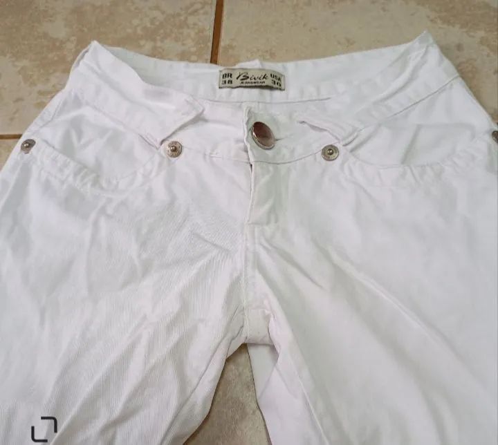 Calça Bivik branca tamanho 38 - Foto 2