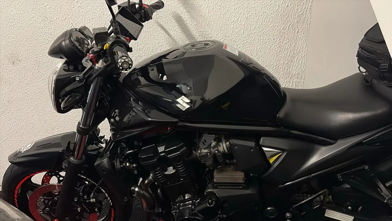 Bandit 650N - impecável 