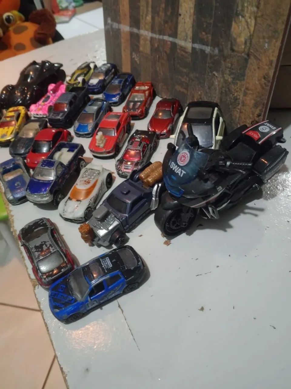 Miniaturas Hotwheels e Maisto 