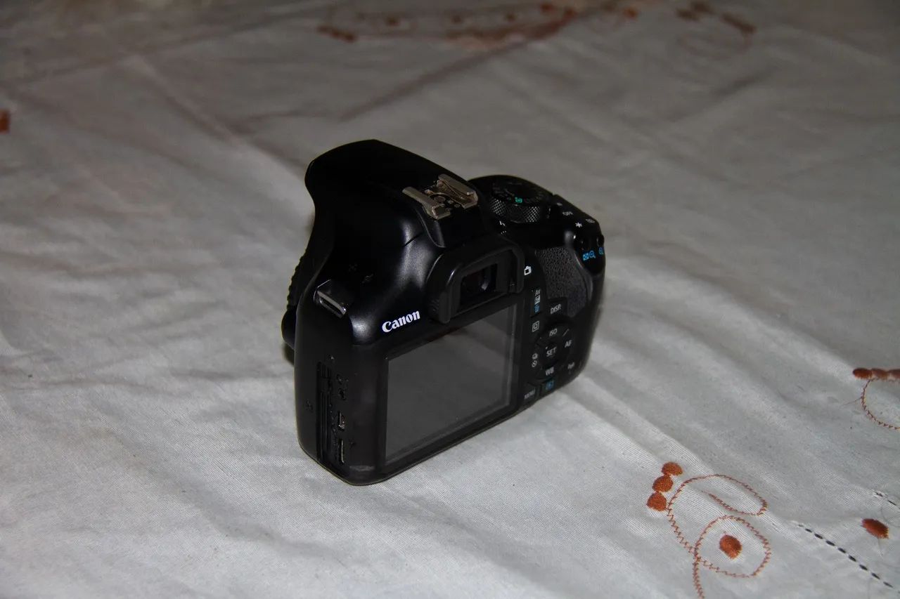 Canon T6 - Foto 2