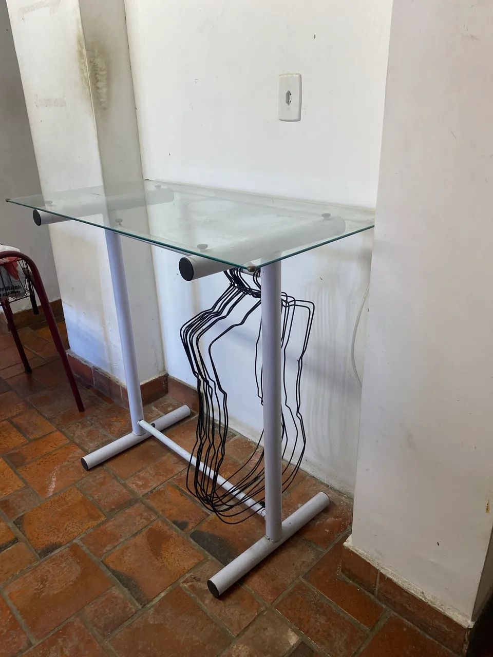 Balcão tubular com arara - Foto 2