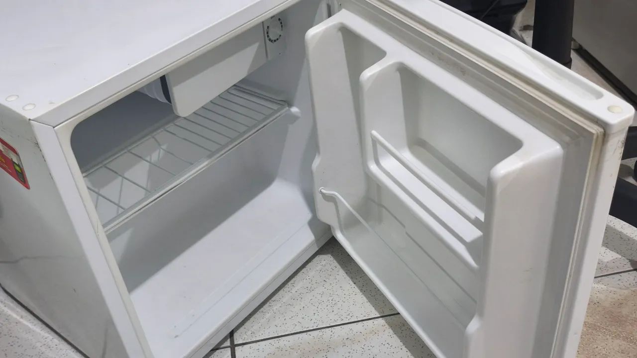 VENDO FRIGOBAR BRITANIA  - Foto 4