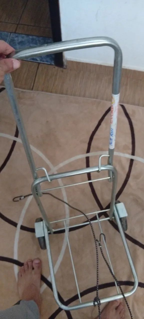 Carrinho de compras e bolsa  - Foto 3