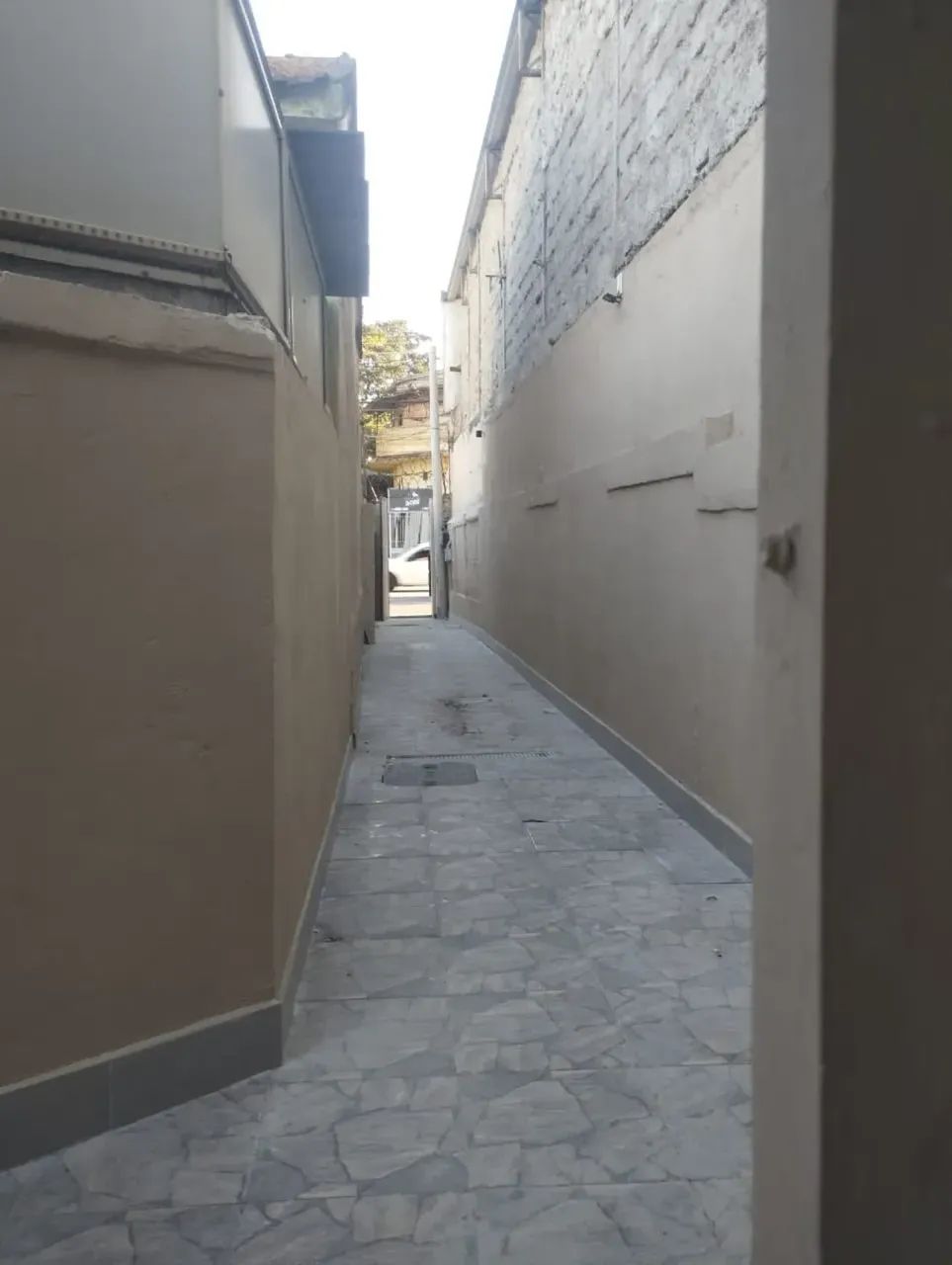 Alugo Casa com 2 quartos em Maria da Graça - Foto 3