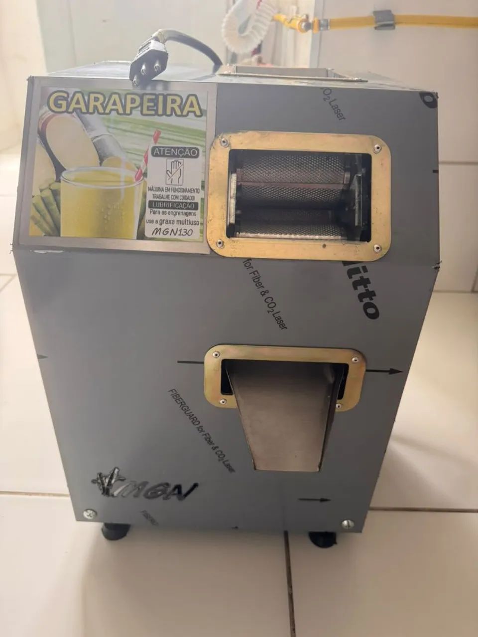 Maquina de Caldo de Cana( Garapeira ) - Foto 2