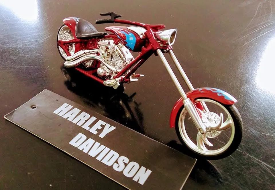 Miniatura Harley Davidson Chopper Big Bear - Foto 2
