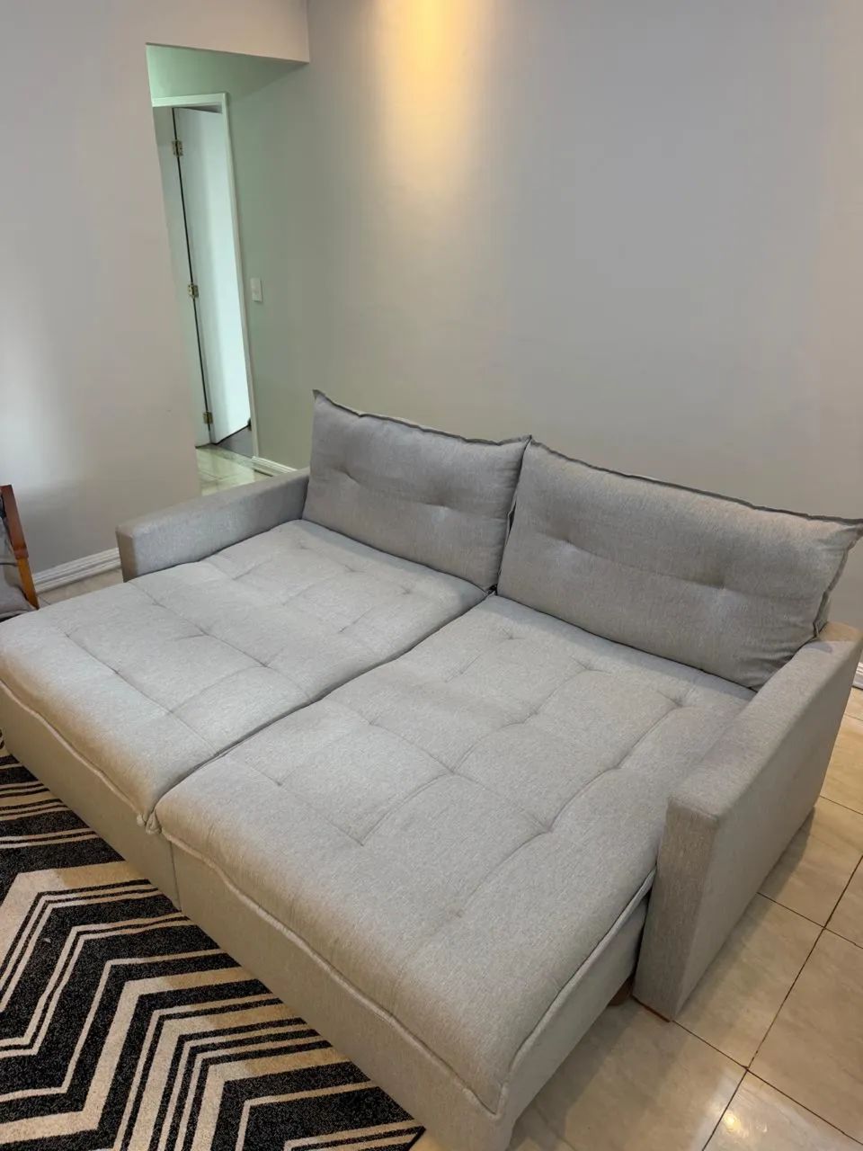 Vendo sofá retrátil e reclinável  em linho com molas ensacadas  - Foto 5