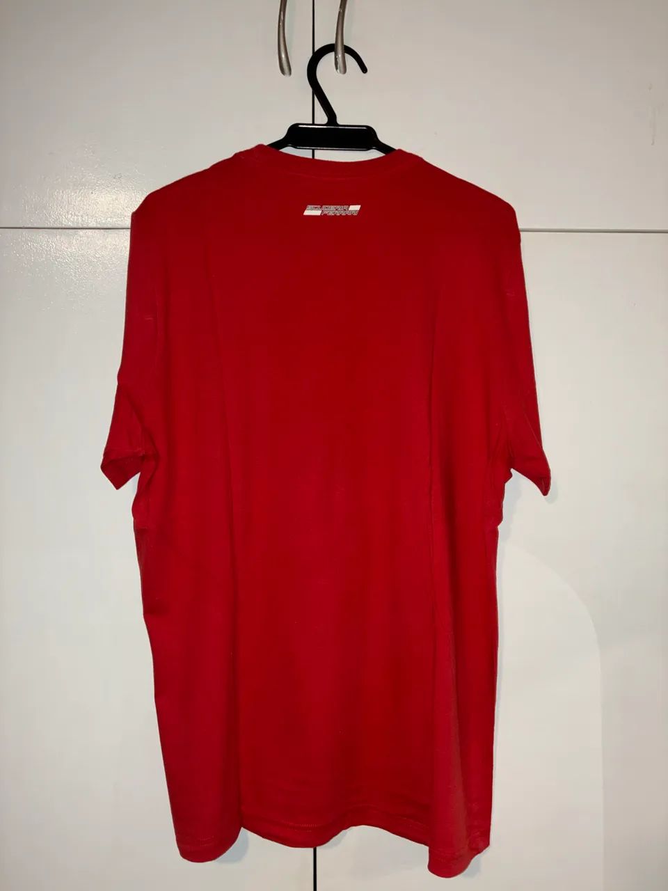 Camiseta Ferrari Vermelha G - Foto 3