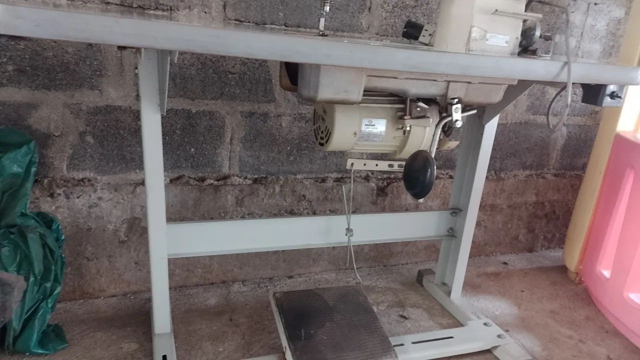 Máquina singer - Foto 3