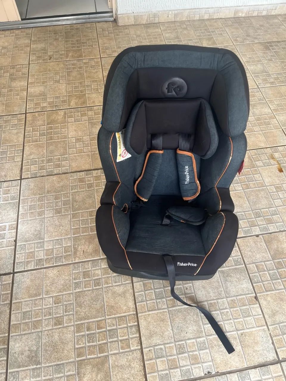 Cadeirinha infantil 