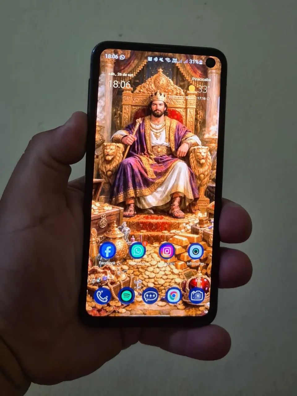 Samsung Galaxy S10e 128GB | Compacto e Potente!! - Foto 2