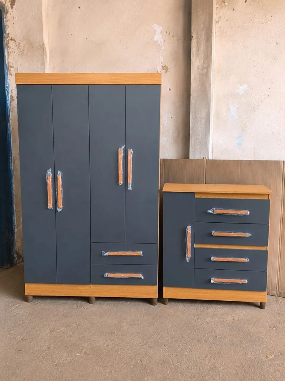 Guarda roupa de solteiro com comoda - Foto 2