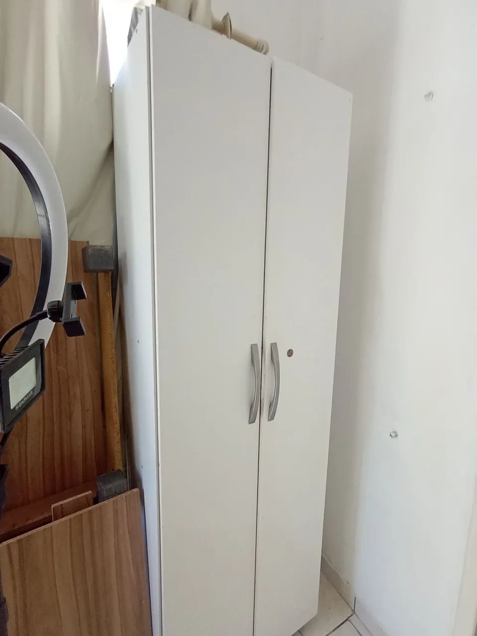 Armário multiuso usado 
